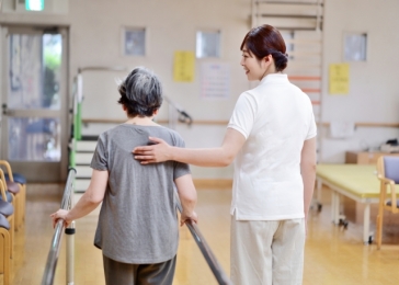 【伊豆市×回復リハ病棟専従医（内科医師歓迎）】体制強化のため増員募集！福利厚生が充実しており、働きやすい環境です◎